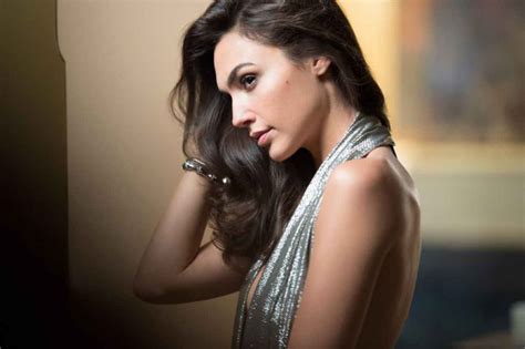 gal gadot gucci bamboo|What It's Like to Play the Piano Naked for Gucci's New Fragrance .